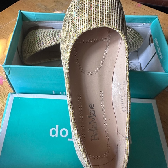 New shoes for girls size 1 - Picture 1 of 2